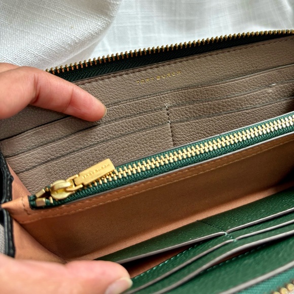 TORY BURCH Continental Perry Zip Around Color Block Wallet 58110-0819 - Picture 6 of 6